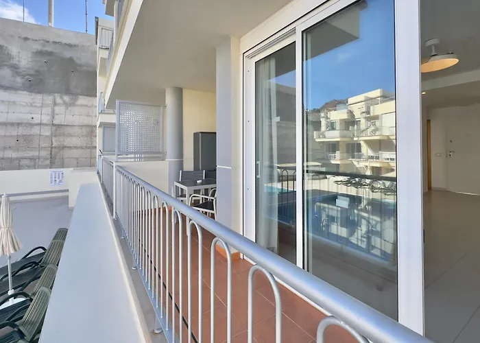 White פוארטו דה סנטיאגו